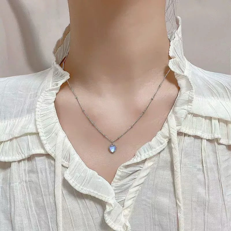 Japan-Korea Style Loving-Heart Gradient Color Pendant Necklace For Women