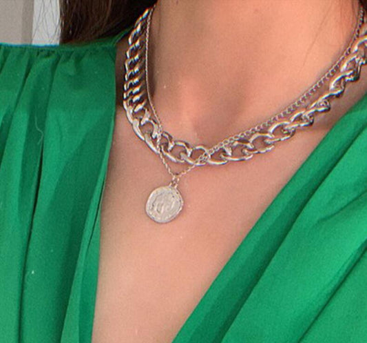 Multilayer Portrait Round Pendant Necklace Fashionable