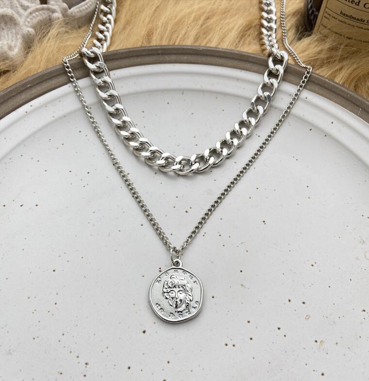 Multilayer Portrait Round Pendant Necklace Fashionable