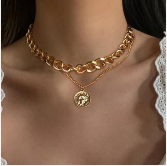 Multilayer Portrait Round Pendant Necklace Fashionable